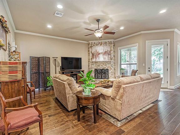 4th image of 2212 Dominic Ct