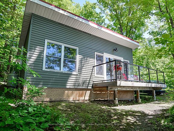 4th image of 7 Silver Point Dr #7