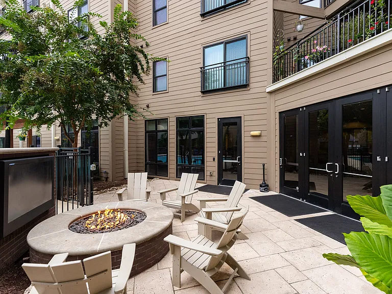 Vista Germantown — Photo 15