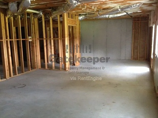 309 Hambrick Park — Photo 18