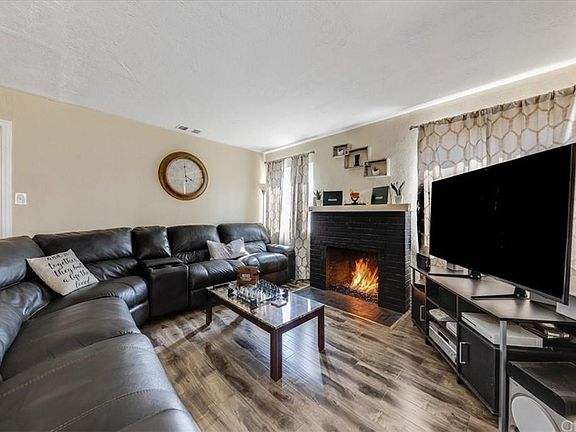 3rd image of 14973 Yucca Ave