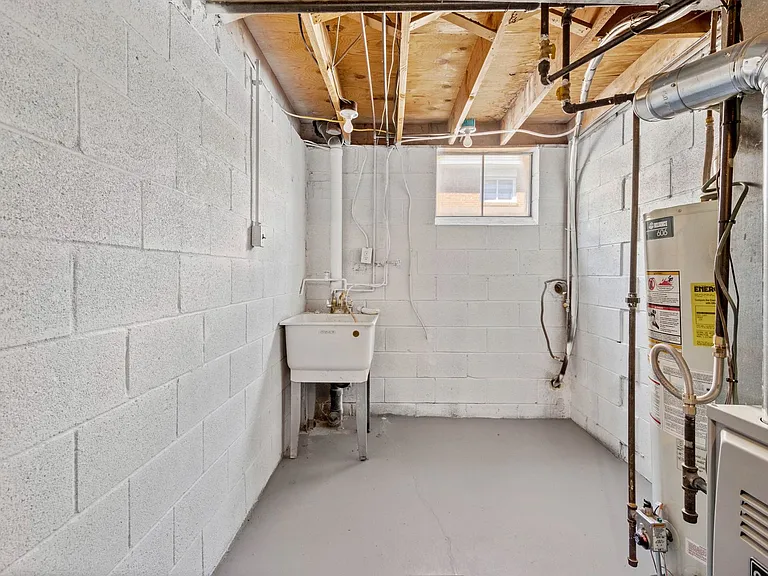 Baldwin Cathell Townhouses — Photo 39