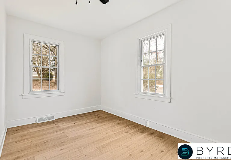 2958 Winston Churchill Dr — Photo 15