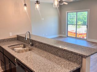 1039 Gables Dr #201, Forest, VA 24551