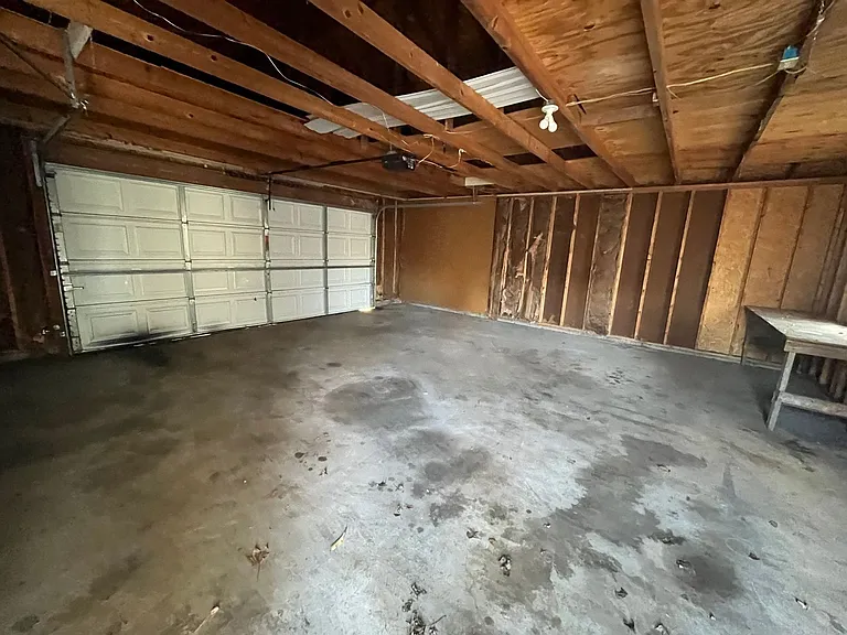 1236 Scott Ave — Photo 13