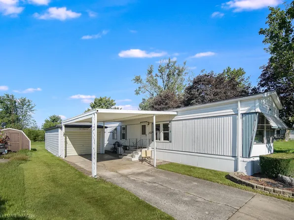 192 Whipporwill Dr, Beecher, IL 60401