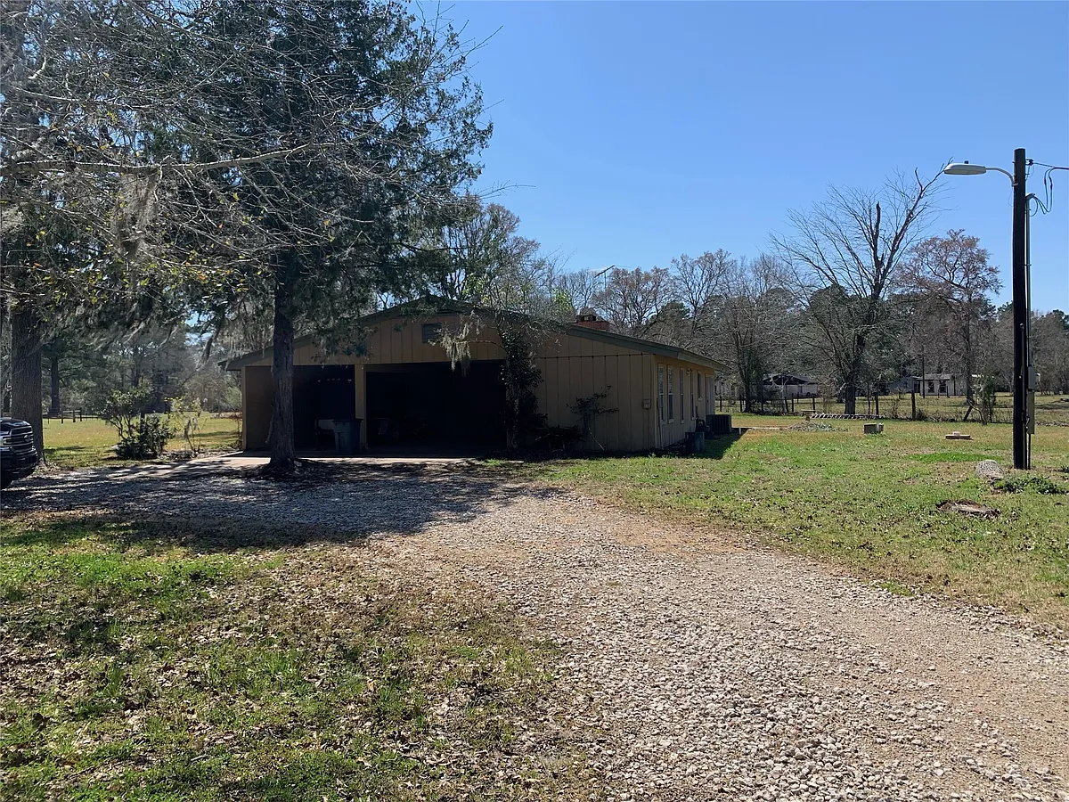 Building Photo - 29229 Sheffield Rd #29229