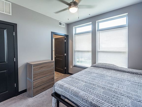 2nd image of 619 N Morton St APT 202