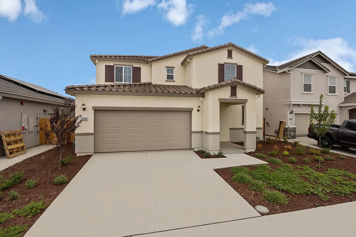 5440 Regatta Ln photo 1