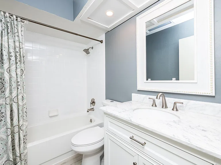 270 E Glassboro Ct #17-1B — Photo 20