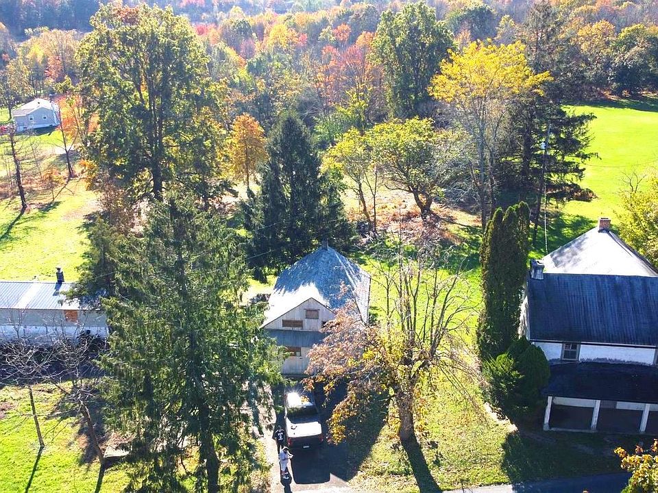 1st image of 1415 Kumry Rd