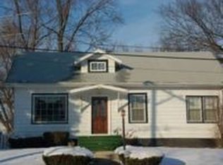 526 Ashland Ave, Aurora, IL 60505