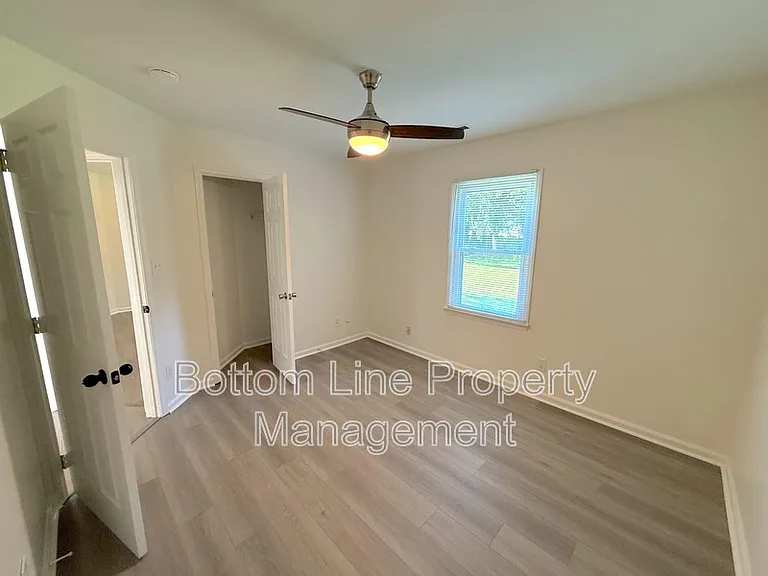 4013 Inglehurst Dr — Photo 13
