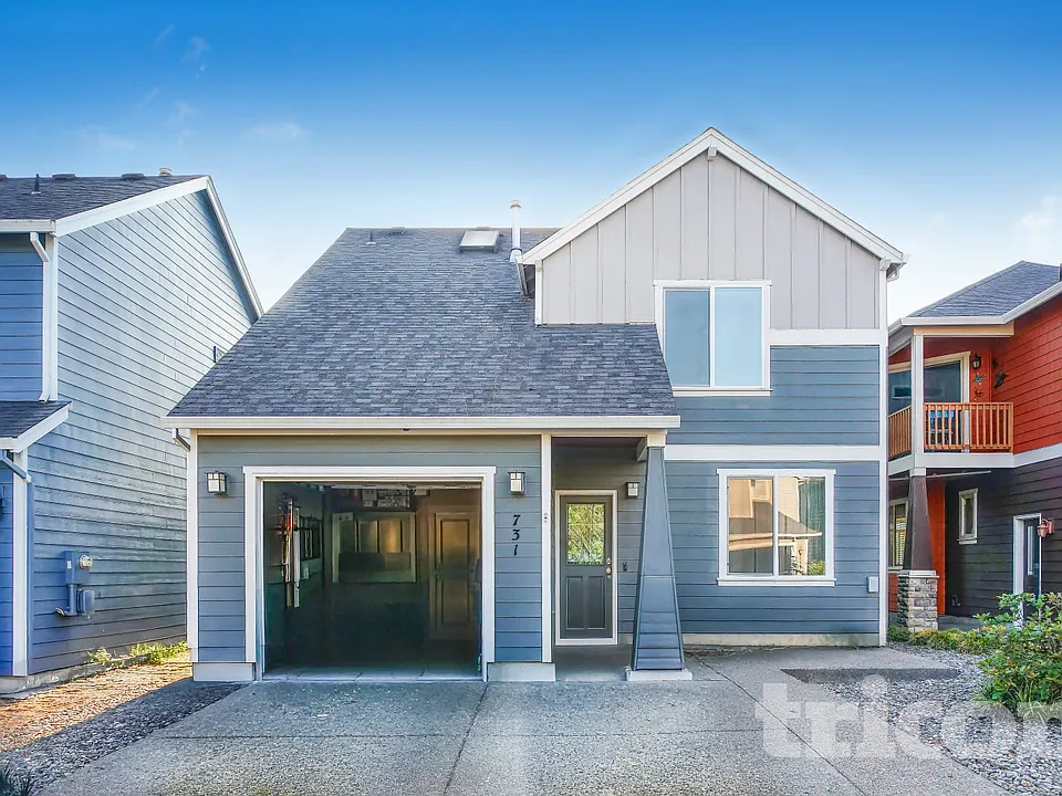 731 NE 65th Ct
