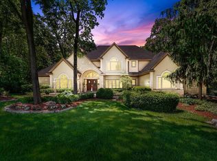 4843 Paddington Way, Powell, OH