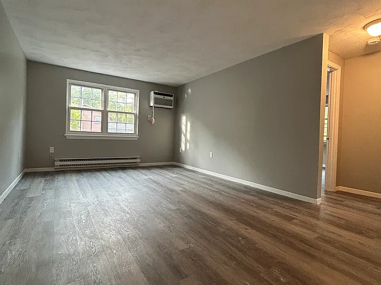 18 Nashua Rd #12 — Photo 3