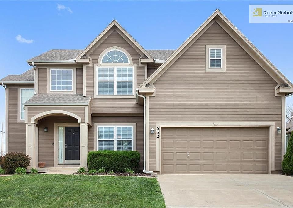 Immaculate and move-in ready!