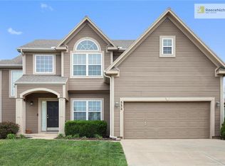 532 E Bluebird St, Gardner, KS 66030