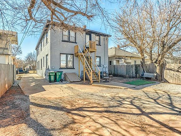 5th image of 705 NW 22nd St
