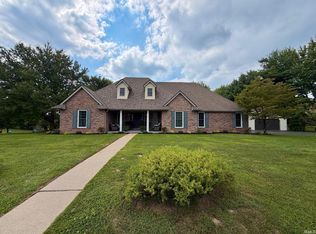 307 Glenview Dr, Bedford, IN 47421