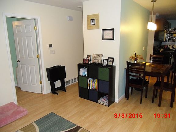 4th image of 803 W Burnett St