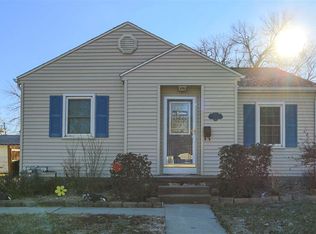 609 W Parker St, Waterloo, IA 50703