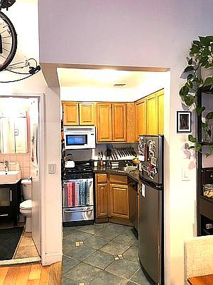4th image of 342 W End Ave APT 3B