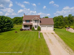 1697 E Sherwood Rd, Williamston, MI 48895