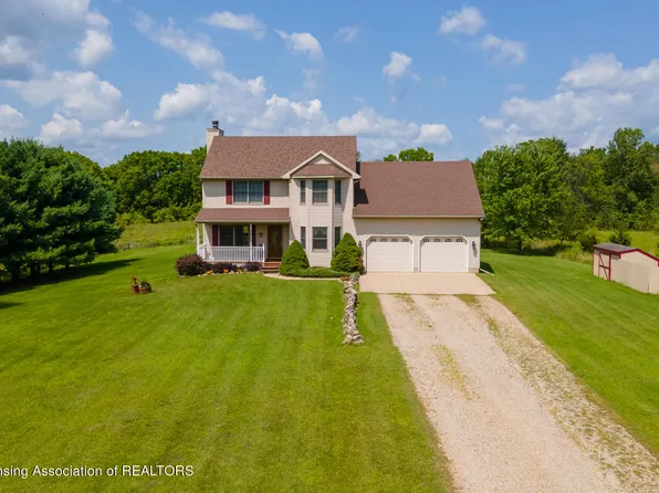 1697 E Sherwood Rd, Williamston, MI 48895