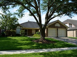 4431 Duesenberg Dr, Pearland, TX 77584