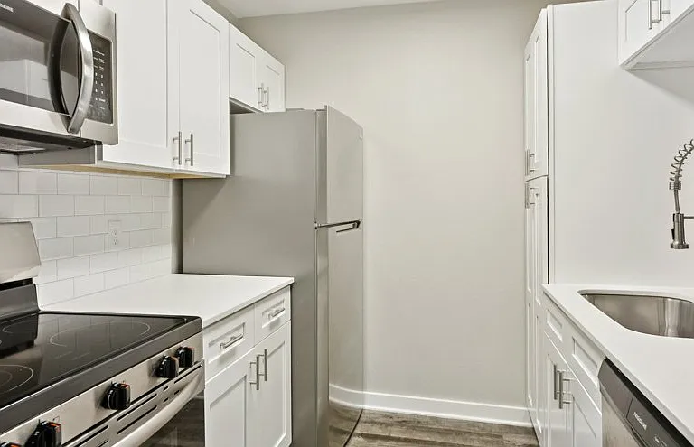 Westmount at London Park Apartments — Photo 2
