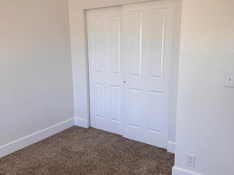 645 N 100 W #C — Photo 20