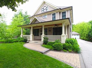 326 Lake St, Libertyville, IL 60048