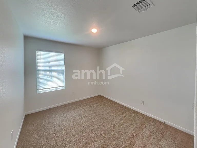 2708 Iberia Ct — Photo 18