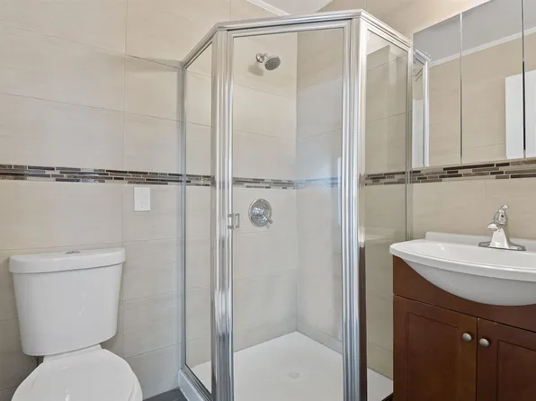 15 Wayne Street image 7 of 19