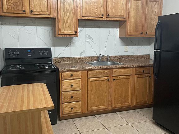 2nd image of 5155 Palamino Way