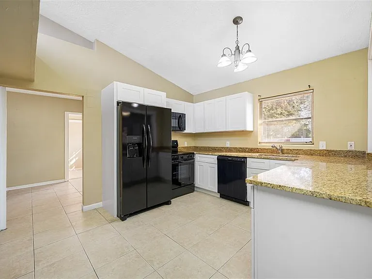 306 Crystal Beach Ave — Photo 3