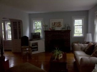 802 Maple St, Manchester, NH 03104