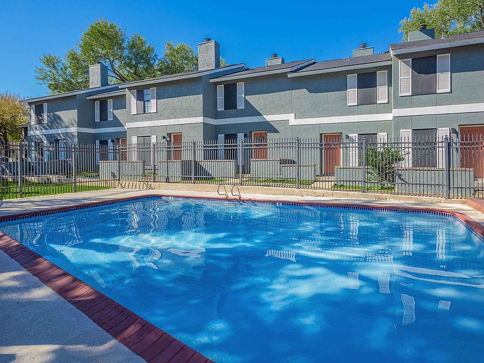 2nd image of 4930 Leonhardt Rd #4930