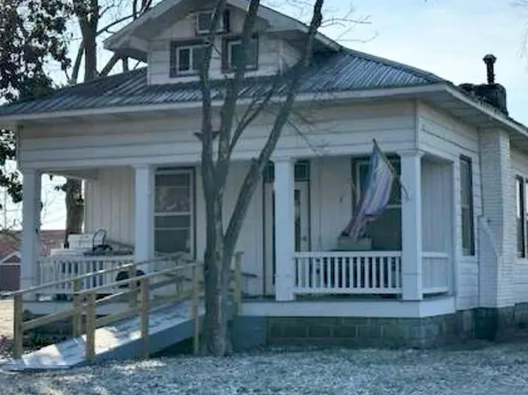 415 Missouri St, Scott City, MO 63780