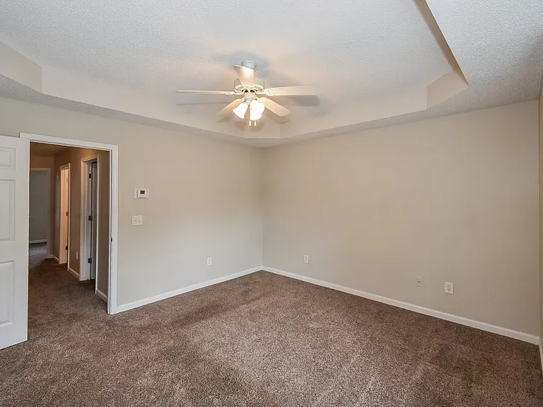 57 Darbys Run Ct — Photo 13