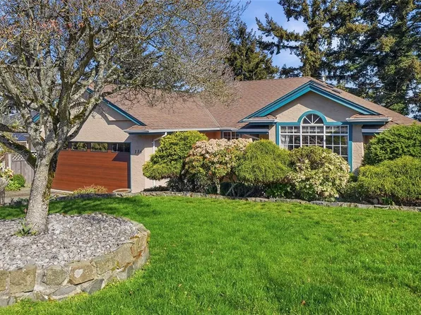 136 Heritage Dr, Nanaimo, BC V9V 1H8