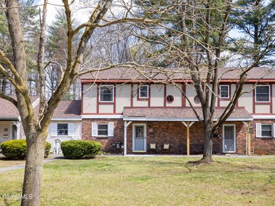 26 Queens Way, Queensbury, NY, 12804