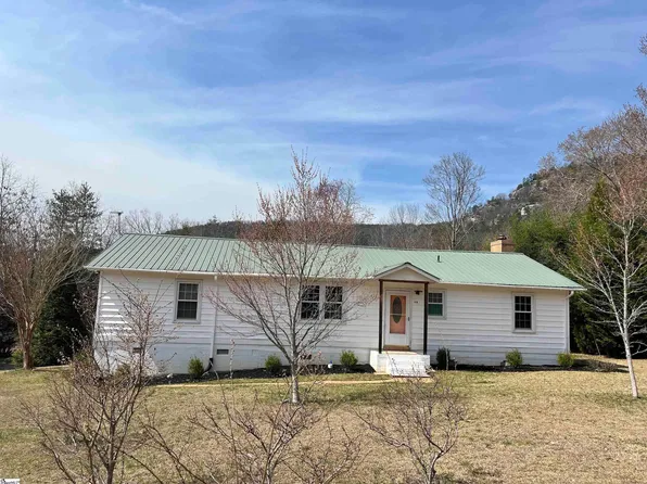 418 Big Rock Lake Rd, Pickens, SC 29671
