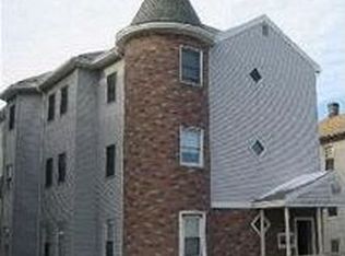 58 Providence St APT 1A, Worcester, MA 01604