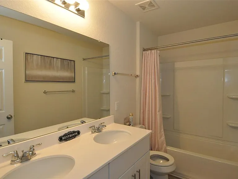 1717 T H Johnson Dr — Photo 22