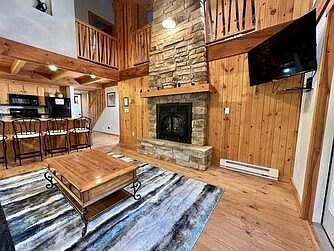 2nd image of 37620 Sophie Ln