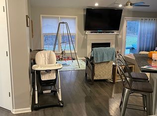 517 Ledge Rd, Macedonia, OH 44056