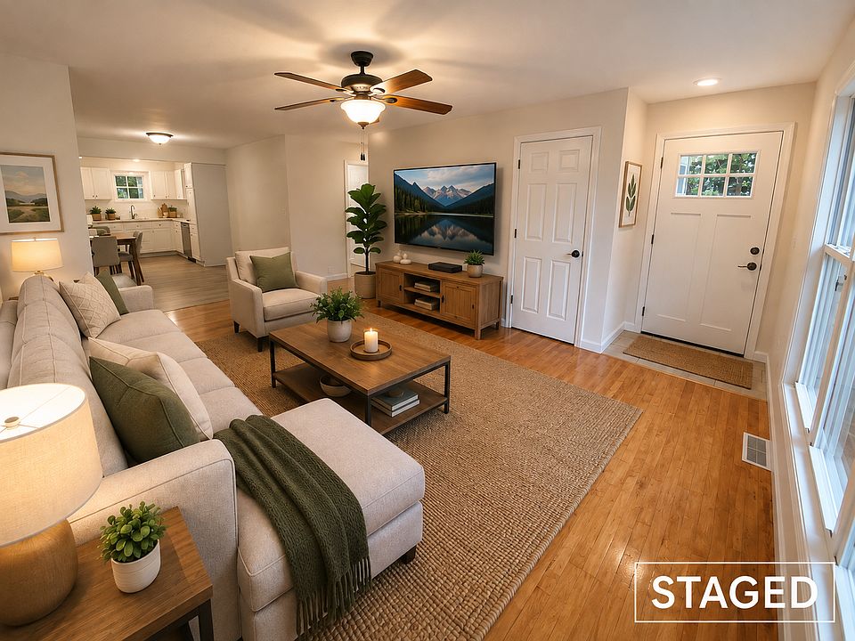 1st image of 72 Juniper Rdg #A