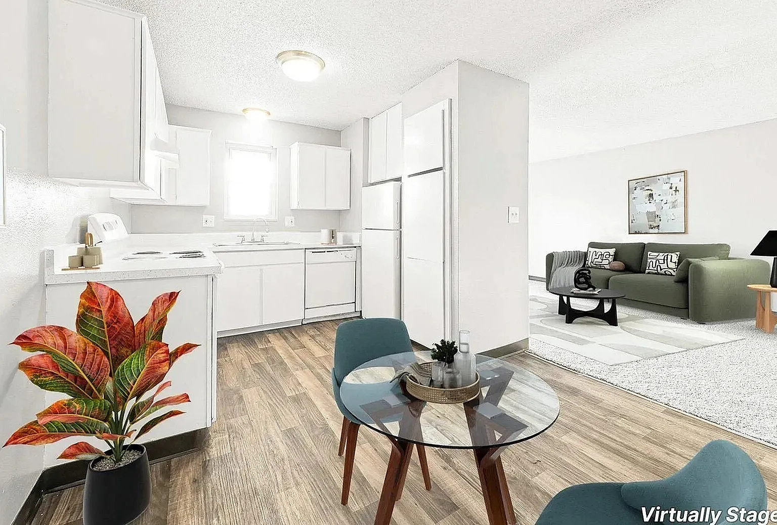 Lakeside Villas — Photo 3